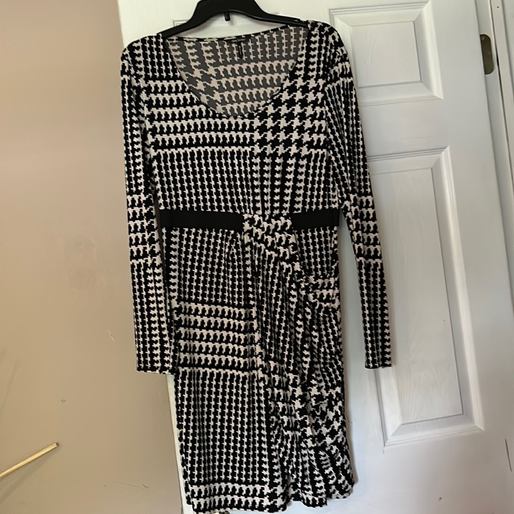 Daisy Fuentes Dress.